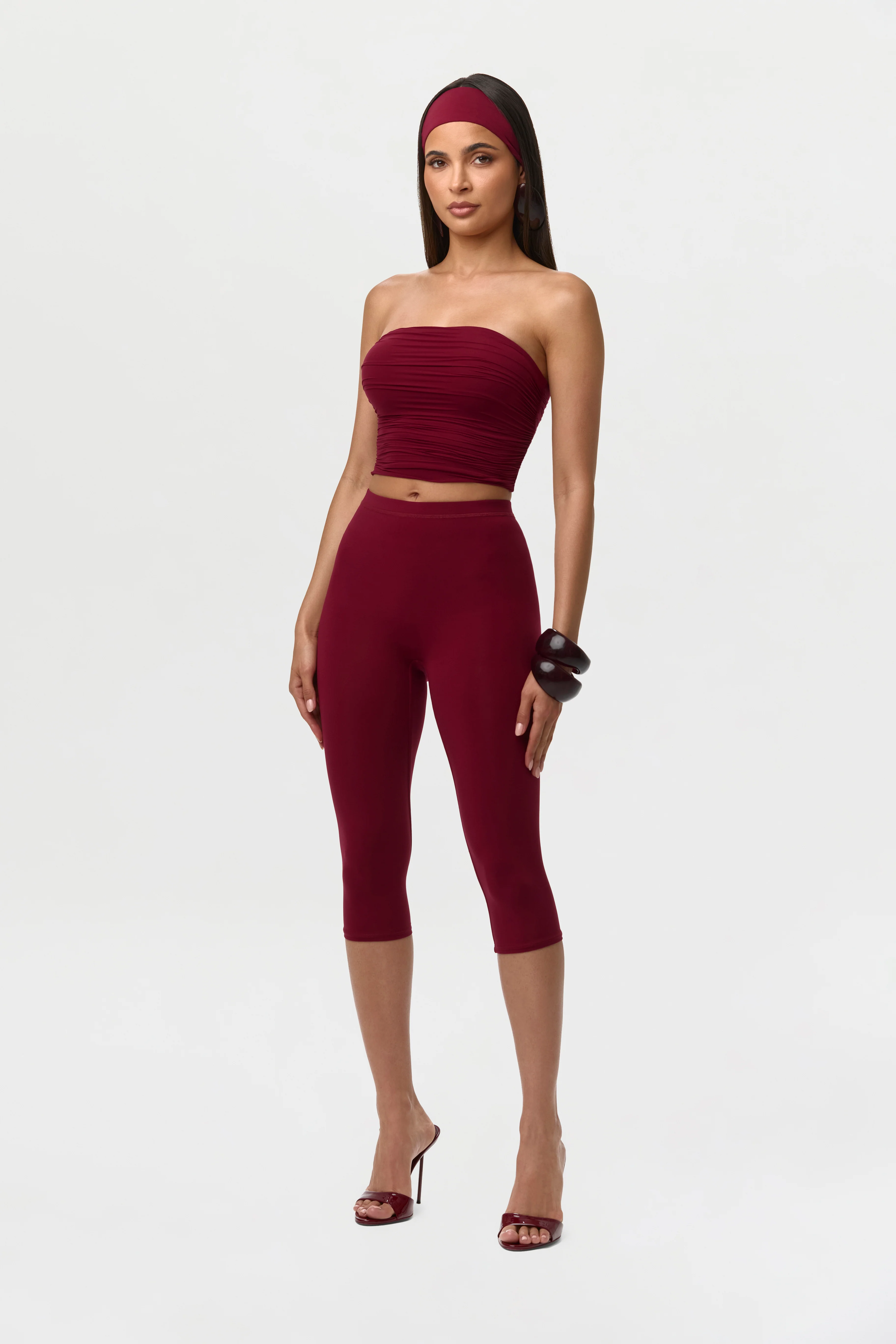 Naked Capri Leggings - Image 31